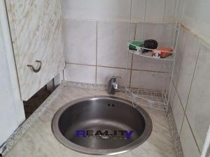 Pronájem bytu 1+kk, Podbořany, Husova, 24 m2