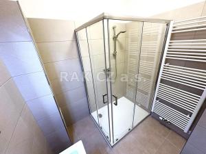 Pronájem bytu 3+1, Praha - Malá Strana, Plaská, 91 m2