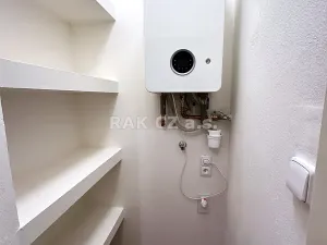 Pronájem bytu 3+1, Praha - Malá Strana, Plaská, 91 m2