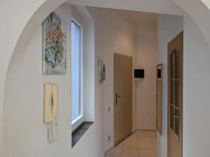 Pronájem bytu 2+kk, Karlovy Vary, Sokolovská, 41 m2