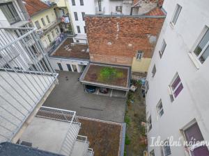 Pronájem bytu 1+kk, Brno, Křenová, 28 m2