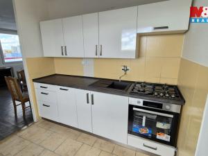 Pronájem bytu 3+1, Kladno - Kročehlavy, Mostecká, 84 m2