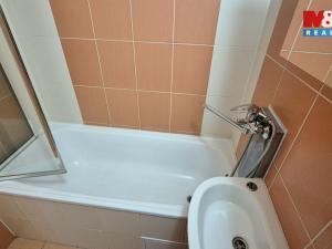 Pronájem bytu 3+1, Kladno - Kročehlavy, Mostecká, 84 m2