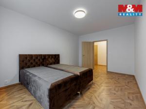 Prodej bytu 3+1, Karlovy Vary, 73 m2