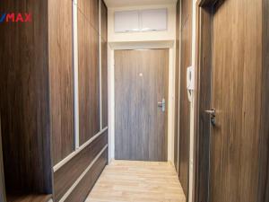 Pronájem bytu 1+kk, Hradec Králové, V Koutech, 37 m2