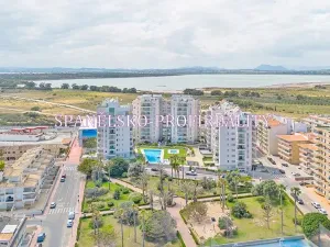 Prodej bytu 3+kk, Torrevieja, Španělsko, 66 m2