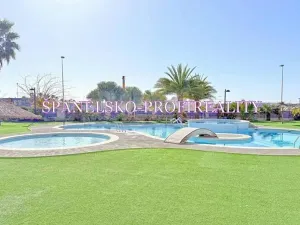 Prodej vily, Torrevieja, Španělsko, 100 m2