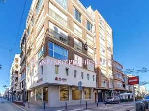 Prodej bytu 4+1, Torrevieja, Španělsko, 89 m2