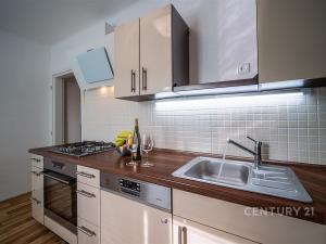 Pronájem bytu 2+1, České Budějovice - České Budějovice 6, Polní, 61 m2