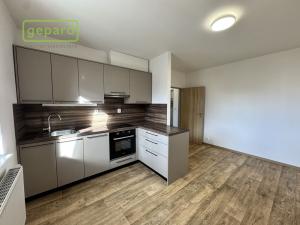 Pronájem bytu 2+1, Sokolov, Křížová, 39 m2