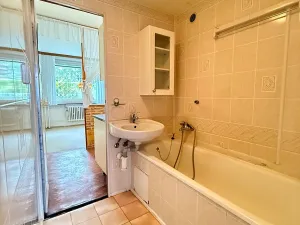 Prodej bytu 3+1, Praha - Strašnice, Nedvězská, 68 m2