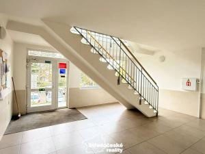 Prodej bytu 3+1, Praha - Strašnice, Nedvězská, 68 m2