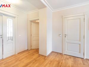 Pronájem bytu 3+kk, Karlovy Vary, Moskevská, 75 m2