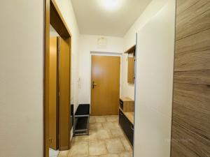 Pronájem bytu 1+kk, Zlín, Na Honech I, 27 m2