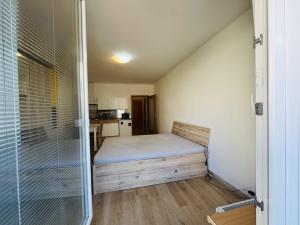 Pronájem bytu 1+kk, Zlín, Na Honech I, 27 m2