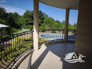 Prodej bytu 3+kk, Obzor, Bulharsko, 98 m2