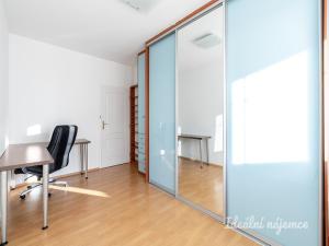 Pronájem bytu 3+1, Praha - Hlubočepy, Lamačova, 70 m2