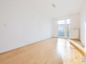 Pronájem bytu 2+kk, Praha, Zubrnická, 56 m2