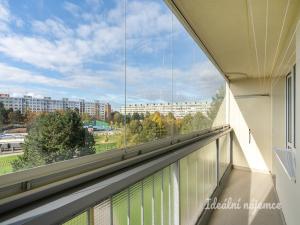 Pronájem bytu 3+1, Praha - Horní Měcholupy, Parmská, 72 m2