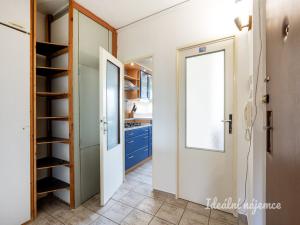 Pronájem bytu 3+1, Praha - Horní Měcholupy, Parmská, 72 m2