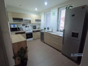 Pronájem bytu 2+kk, Břeclav, Kpt. Jaroše, 72 m2