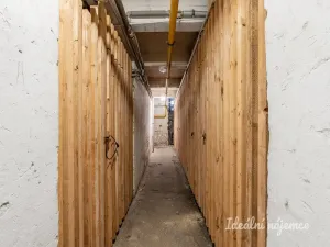 Pronájem bytu 1+kk, Praha - Podolí, Doudova, 33 m2