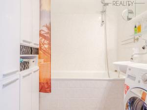 Prodej bytu 3+1, Praha - Háje, Štichova, 85 m2