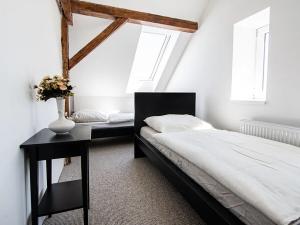 Prodej obchodního prostoru, Chocenice, 320 m2