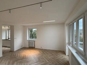 Pronájem bytu 2+1, Zlín, Věžové domy, 65 m2