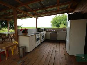 Prodej komerční nemovitosti, Stráž, 170 m2