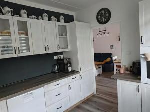 Prodej bytu 4+1, Stráž, 83 m2