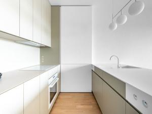 Pronájem bytu 2+kk, Praha - Holešovice, Sanderova, 60 m2