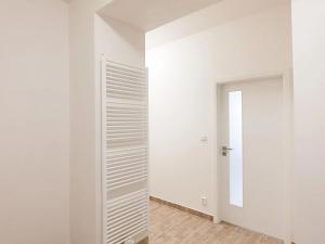 Pronájem bytu 2+1, Praha - Bubeneč, U zeměpisného ústavu, 46 m2