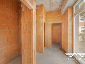 Prodej obchodního prostoru, Odolena Voda, K Cukrovaru, 90 m2