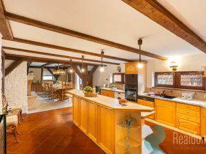 Prodej atypického bytu, Praha, Malostranské náměstí, 270 m2