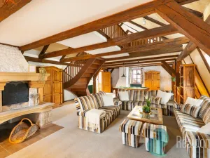 Prodej atypického bytu, Praha, Malostranské náměstí, 270 m2