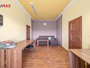 Prodej výrobních prostor, Skorošice, 1220 m2