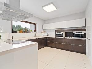 Prodej rodinného domu, Hradec Králové - Malšovice, Sportovní, 248 m2