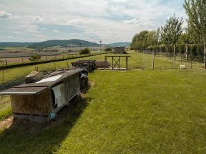 Prodej zahrady, Hradčany, 1928 m2