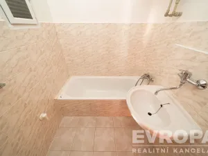 Prodej bytu 2+kk, Praha - Vokovice, Na dlouhém lánu, 49 m2