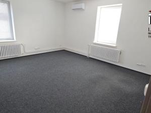 Pronájem kanceláře, Frýdek-Místek, Pionýrů, 300 m2