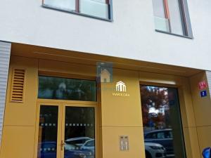 Pronájem bytu 2+kk, Praha, Maroldova, 49 m2