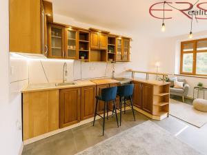 Pronájem bytu 2+kk, Jablonec nad Nisou, U Balvanu, 43 m2