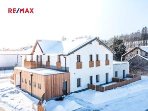 Prodej bytu 2+kk, Svoboda nad Úpou, Nádražní, 56 m2