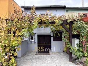 Prodej garáže, Hustopeče, 21 m2