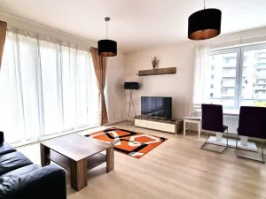 Pronájem bytu 2+kk, Praha - Letňany, Hlučkova, 59 m2