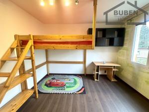 Prodej bytu 4+1, Tachov, Bělojarská, 84 m2