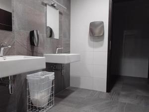 Pronájem kanceláře, Praha - Stodůlky, Prusíkova, 22 m2