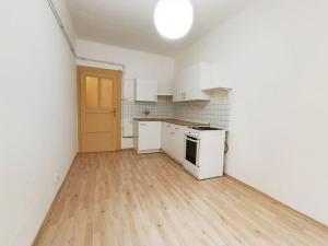 Prodej bytu 2+kk, Praha - Žižkov, Žerotínova, 40 m2
