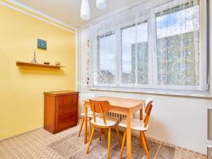 Prodej bytu 2+1, Lišov, Čechova, 63 m2